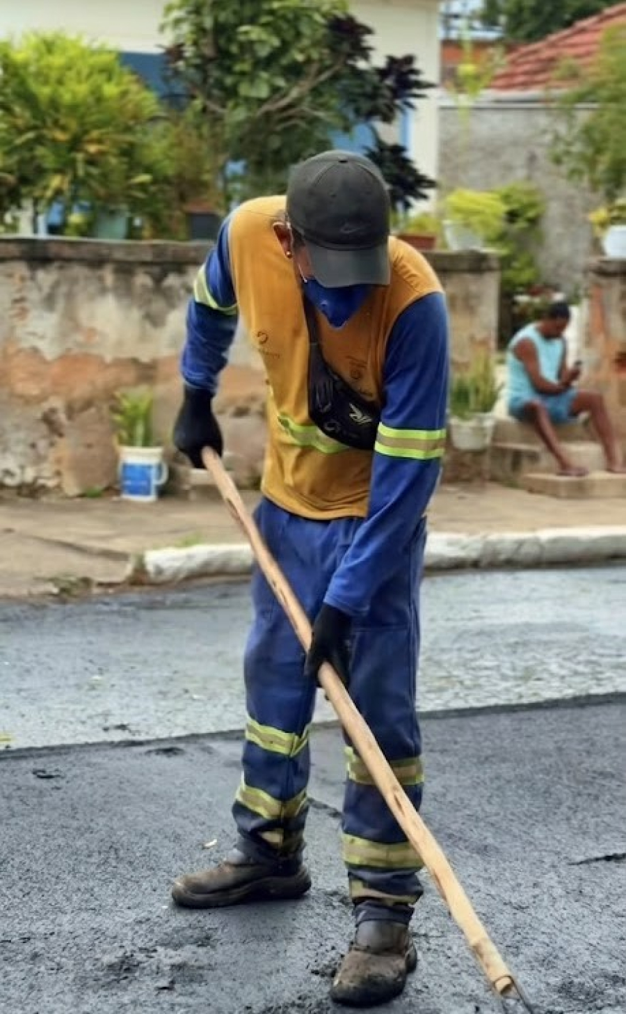 Asfalto chega a Andrade Pinto e marca novo avanço na infraestrutura de Vassouras